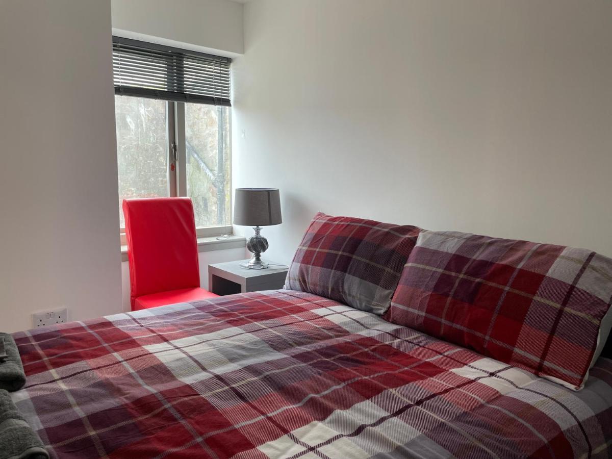 Rooms In Інвернесс Екстер'єр фото